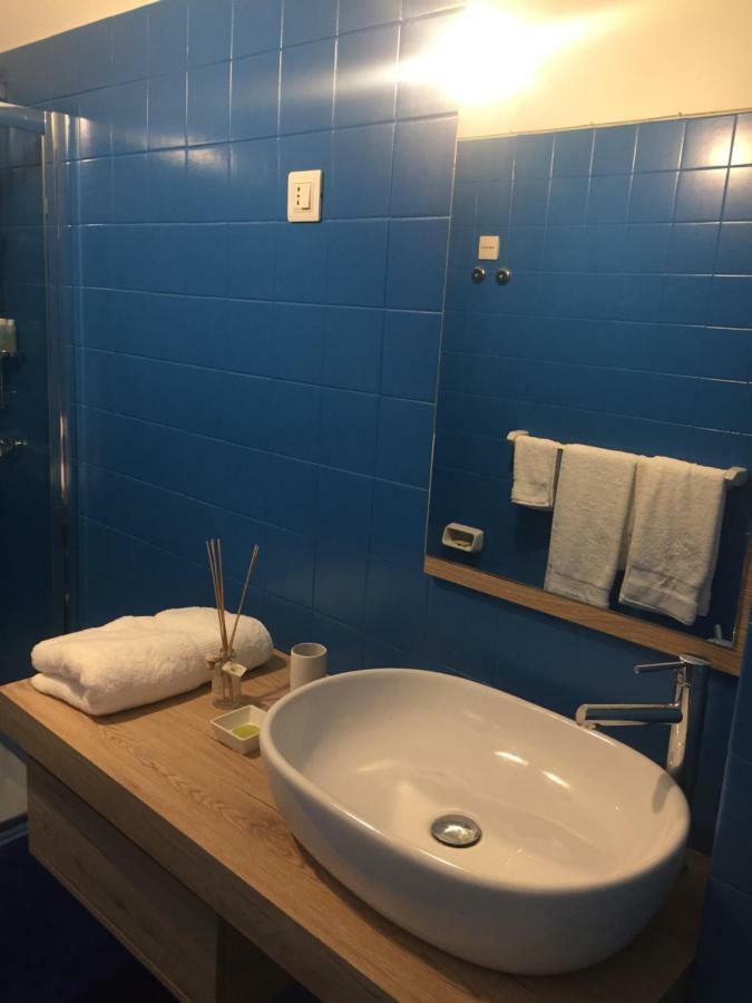Appartamento Azzurra Salò Esterno foto